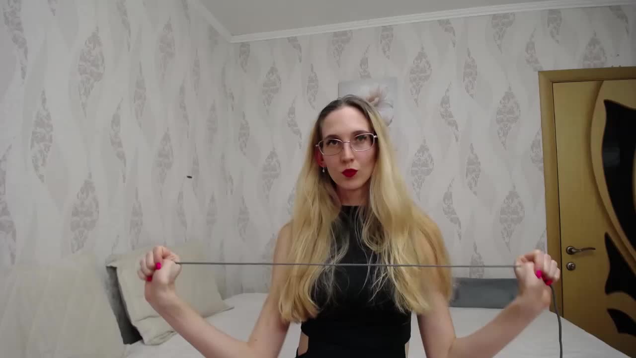LizzieBrait Adult Chat May 4, 2026