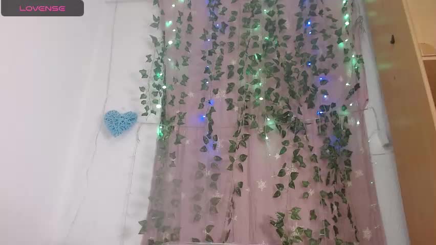 shopiagarcia_ Adult Chat May 4, 2026
