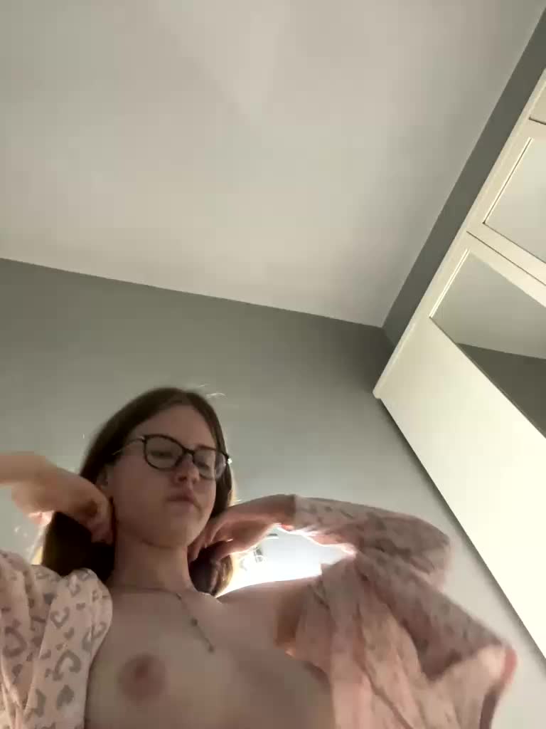 Luxxu Adult Chat May 4, 2026