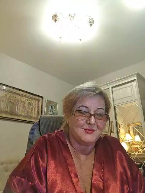 KarinkaSweet Adult Chat May 5, 2026