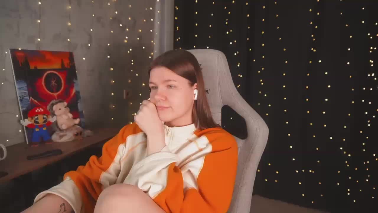cutesoneckaaa Adult Chat May 4, 2026