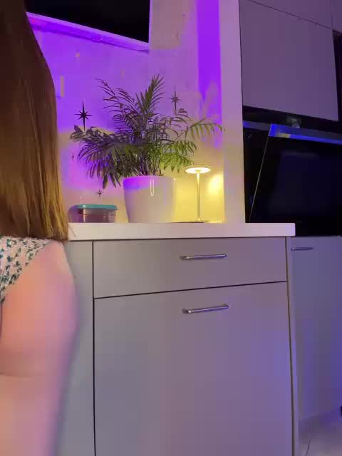 -TATUHA- Adult Chat May 5, 2026