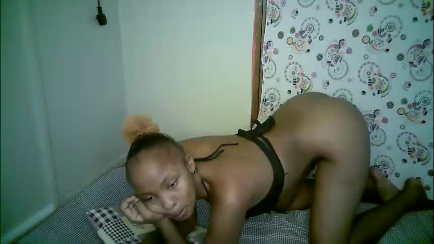 queen_dimple1 Adult Chat May 4, 2026