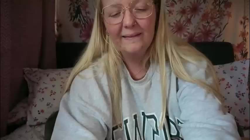 barbiegirl966 Adult Chat May 4, 2026