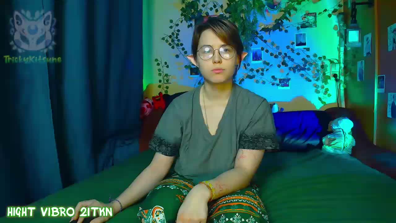 Tricky_Kitsune Adult Chat May 5, 2026