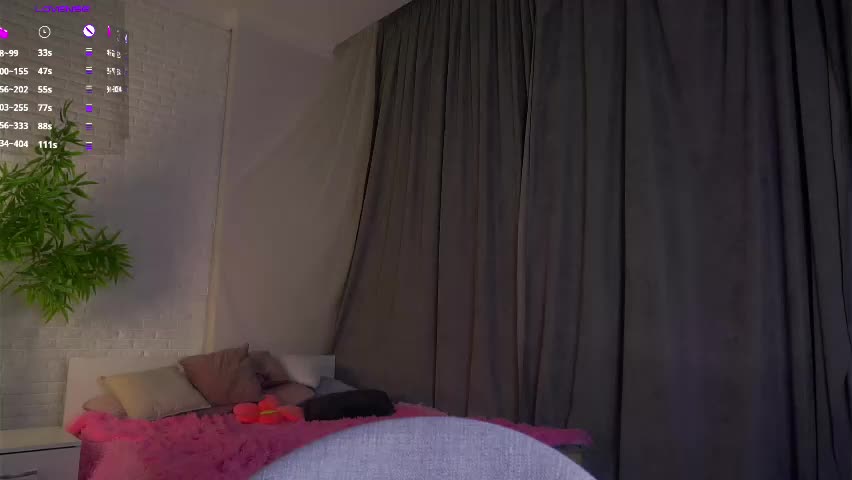 karolinerush Adult Chat May 5, 2026