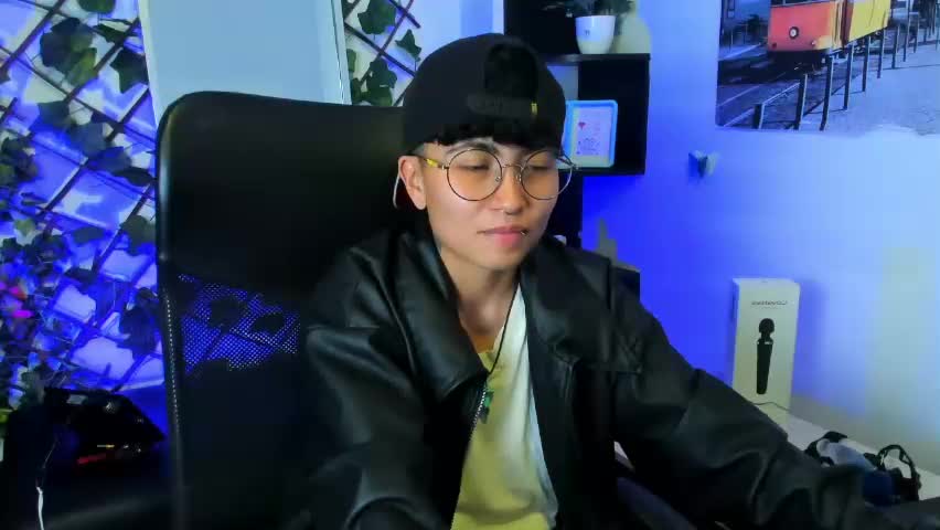 im_mathias Adult Chat May 5, 2026