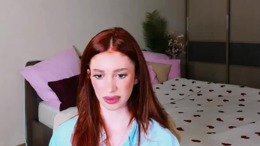 christinaconteeree Adult Chat May 5, 2026