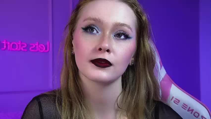 agatafoxley Adult Chat May 5, 2026