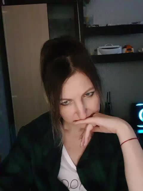 Nushka1984 Adult Chat May 5, 2026