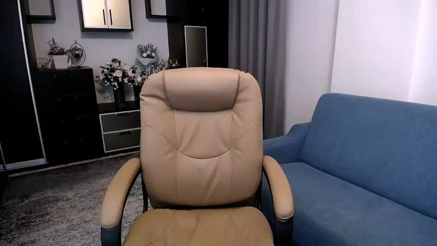 lindaliony Adult Chat May 5, 2026