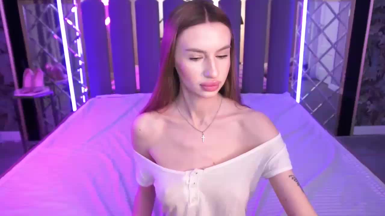 SnowWhiteee Adult Chat May 5, 2026