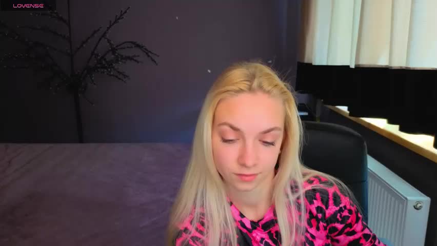 sonnysofia Adult Chat May 6, 2026