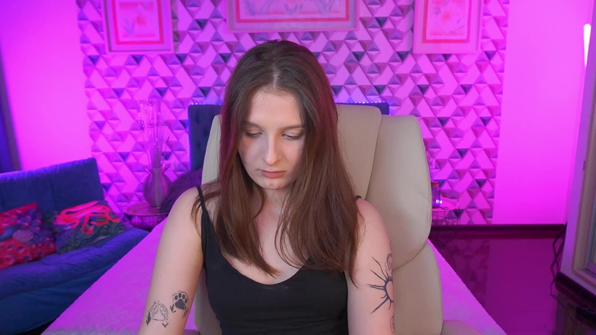 VikVikLove Adult Chat May 6, 2026