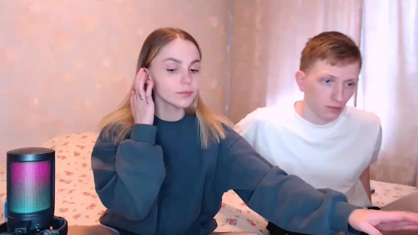 juliaanddima Adult Chat May 6, 2026