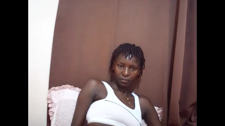 queen_0012 Adult Chat May 6, 2026