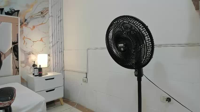 karina_analdeep Adult Chat May 6, 2026