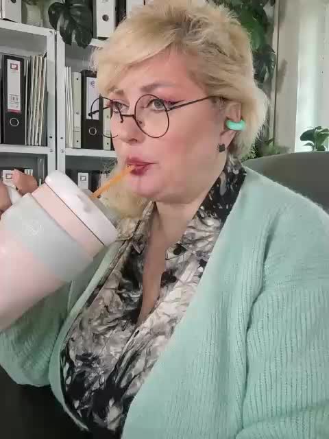 DANNA__ Adult Chat May 6, 2026