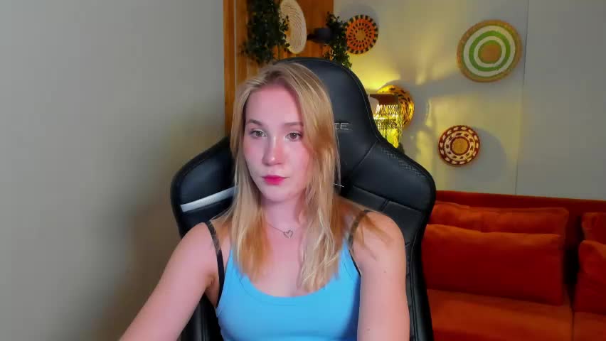 elaravoltage Adult Chat May 6, 2026