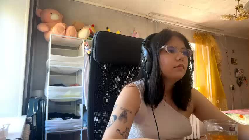 lashandaandrachak Adult Chat May 6, 2026