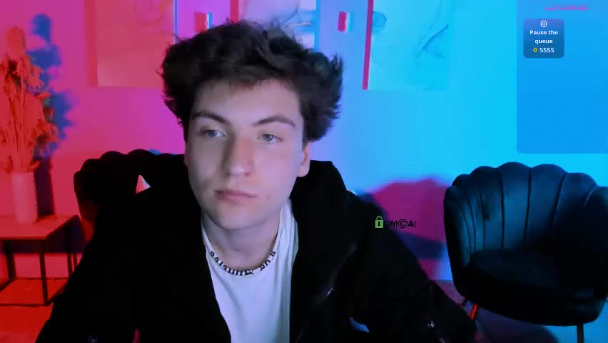 travis_wolf_ Adult Chat May 6, 2026