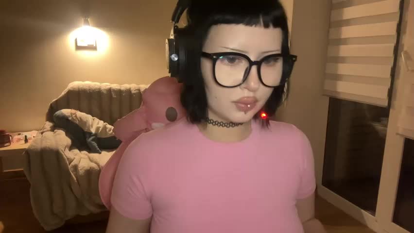 dominiquebreakey Adult Chat May 6, 2026