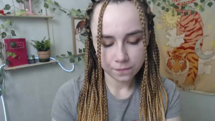 veryveryvery_shy Adult Chat May 6, 2026