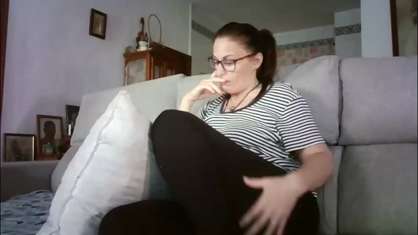 lolahueso Adult Chat May 5, 2026