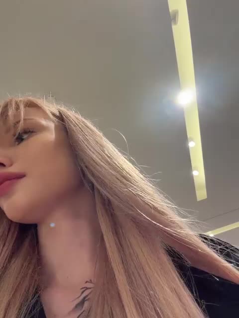 Cristi-Candy Adult Chat May 6, 2026