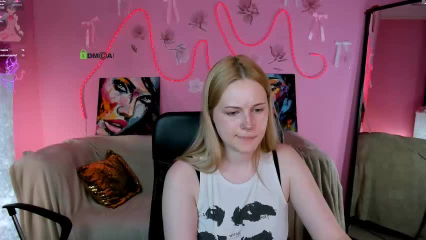 trixy_melison Adult Chat May 6, 2026