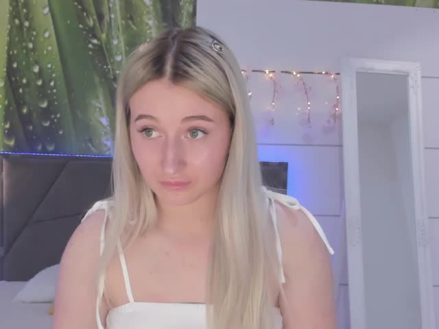 HollyTaillor Adult Chat May 6, 2026