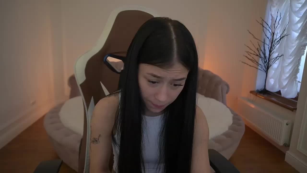 FataleNellie Adult Chat May 6, 2026