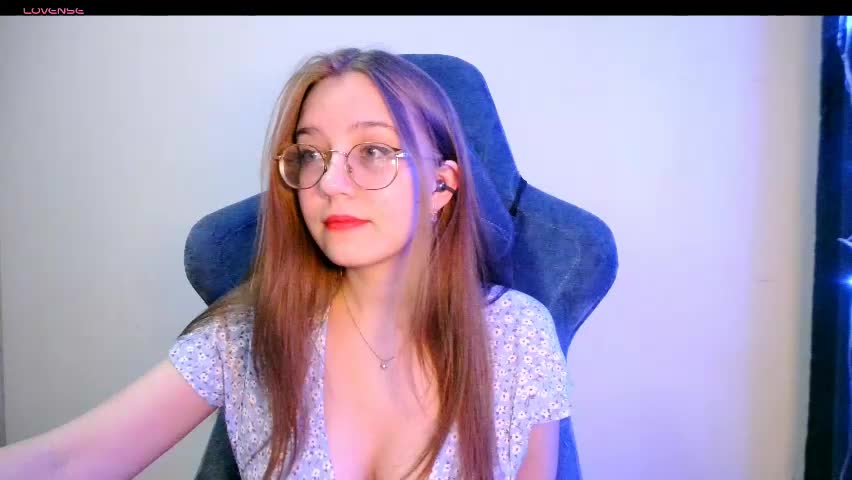 vivivivikkie Adult Chat May 6, 2026