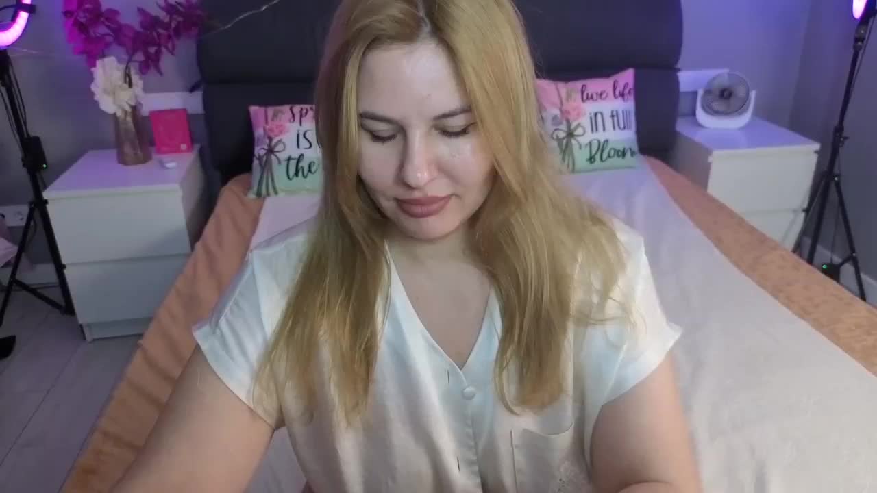 AvaQueen Adult Chat May 6, 2026