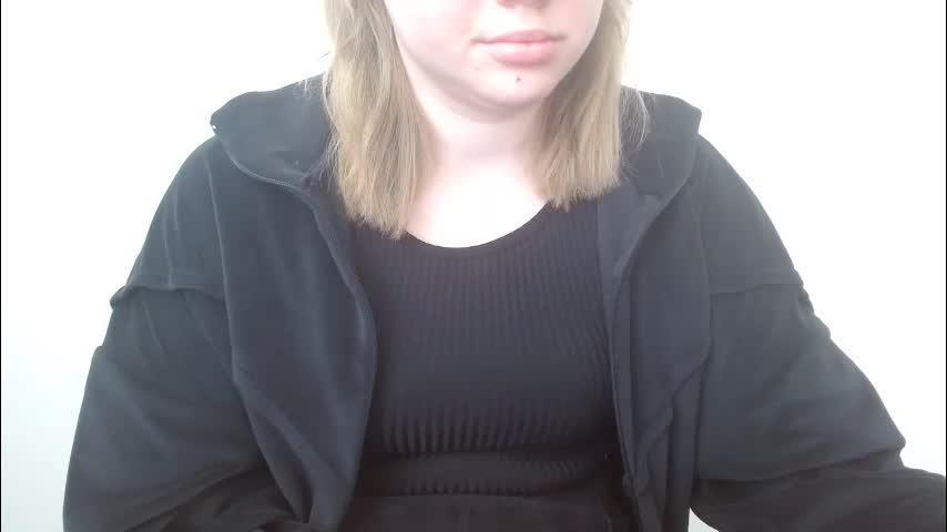 leyla_le Adult Chat May 6, 2026