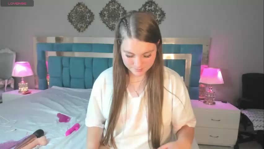 liiavelvet Adult Chat May 6, 2026