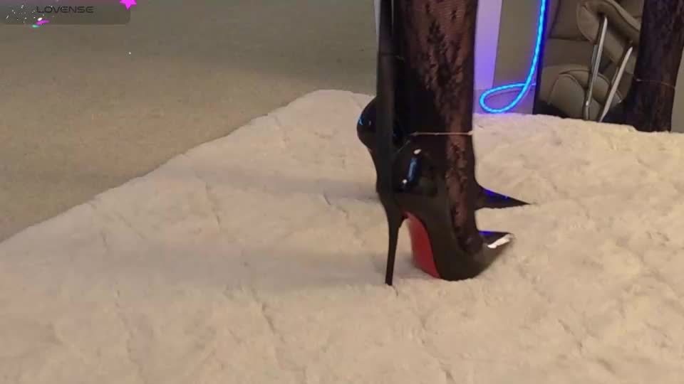 Lady_RedAlexa_ Adult Chat May 6, 2026