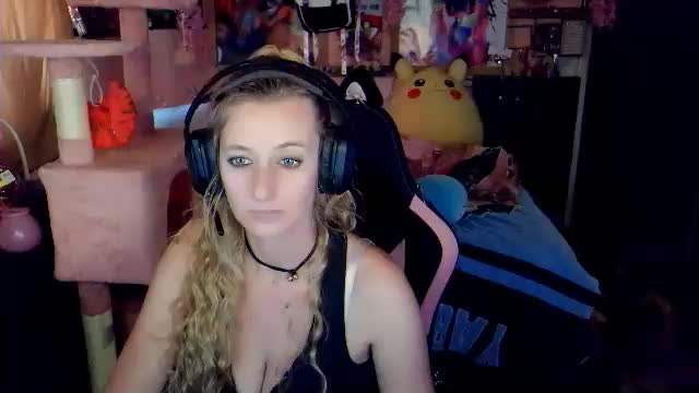 yoursecretgirlfriend963 Adult Chat May 7, 2026