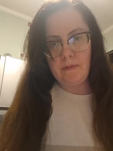 mandarinka28 Adult Chat May 7, 2026