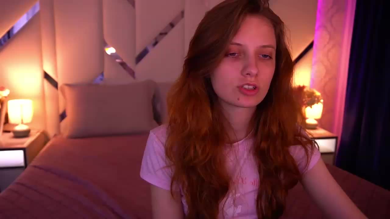 CuteeFoxy Adult Chat May 7, 2026