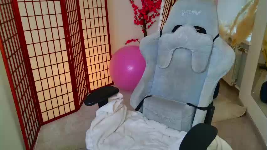 katie_ktk Adult Chat May 6, 2026