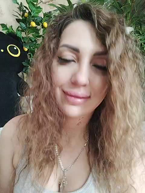SexyKitty75-1 Adult Chat May 6, 2026