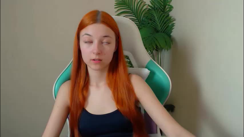 vivien_leight Adult Chat May 6, 2026