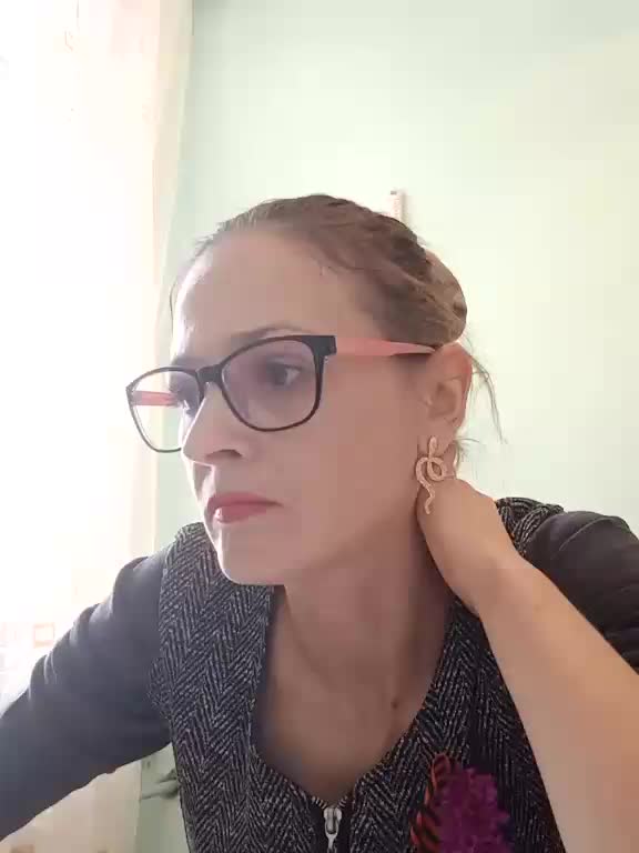 HelgaValkiriya Adult Chat May 6, 2026
