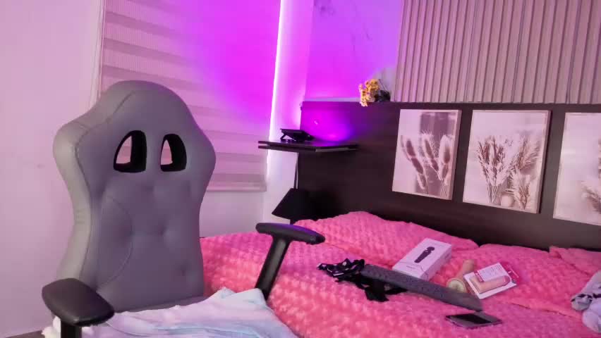 lara_as Adult Chat May 7, 2026