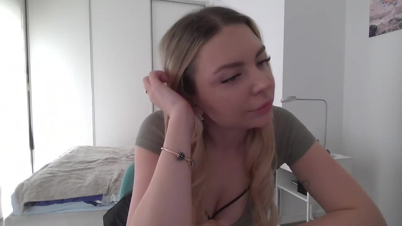 pinkpanther8899 Adult Chat May 7, 2026