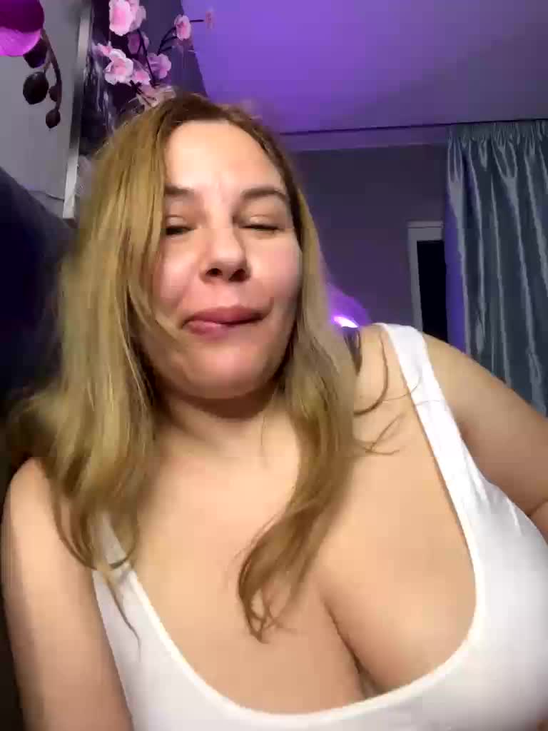 AvaQueen Adult Chat May 7, 2026