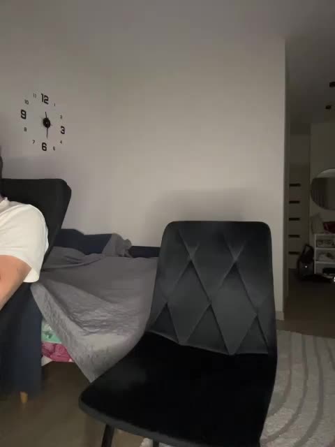 SexyMilf23 Adult Chat May 7, 2026