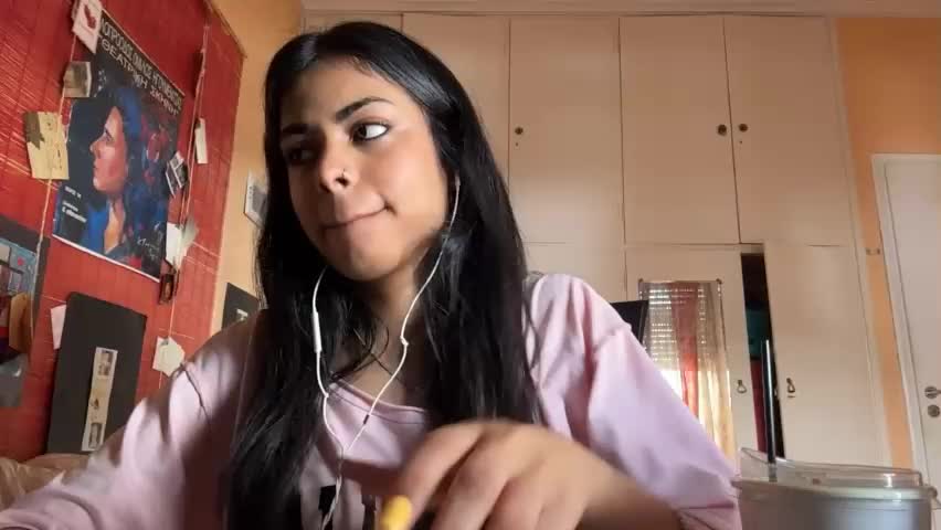 shirleendurrah Adult Chat May 7, 2026