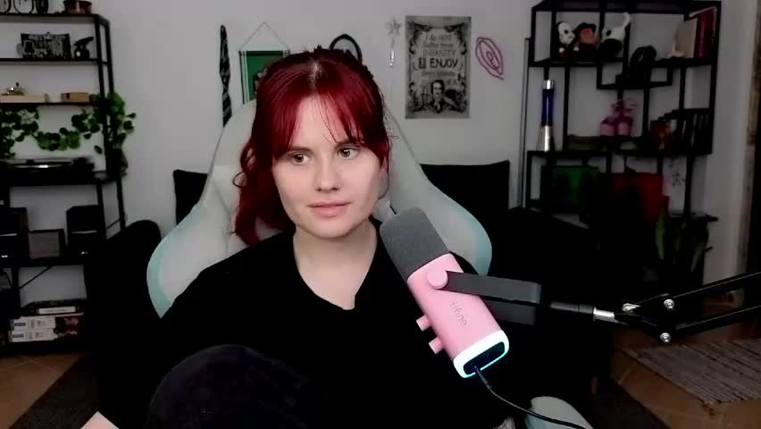 dellacrush_ Adult Chat May 7, 2026